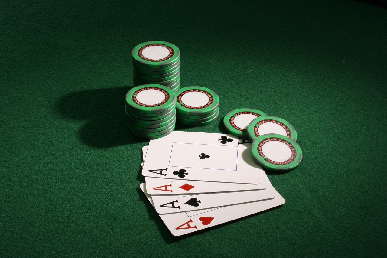 Online Slot Guide Malaysia Comparison Guide 2026 - slot machine reels rtp casino screen